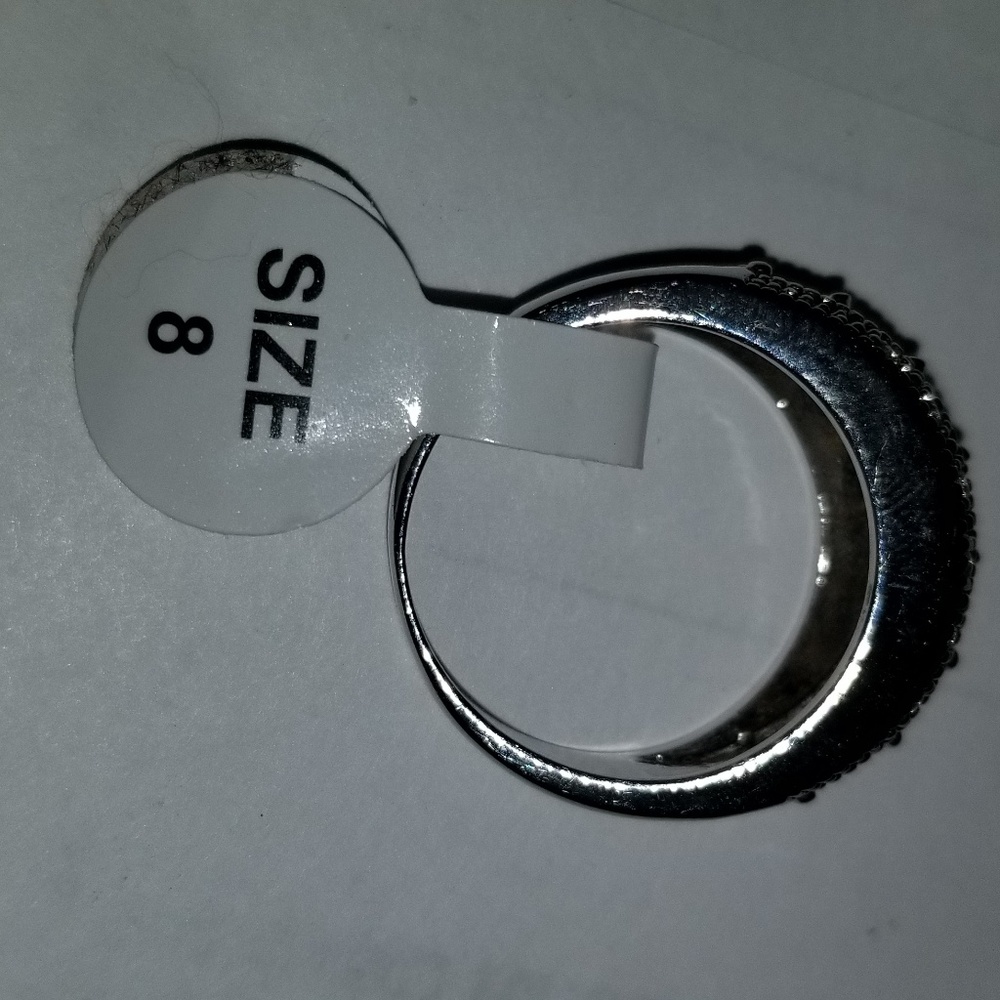 Ring - Picture 5 of 5